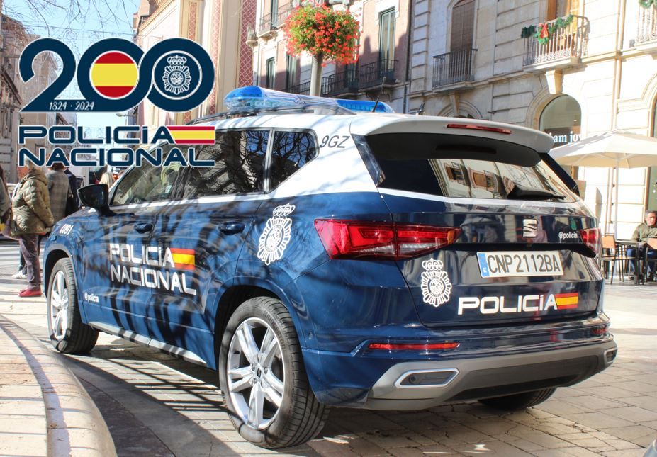 la-policia-nacional-detiene-a-cuatro-personas-que-atracaron-dos-salones-de-juegos-y-un-hotel