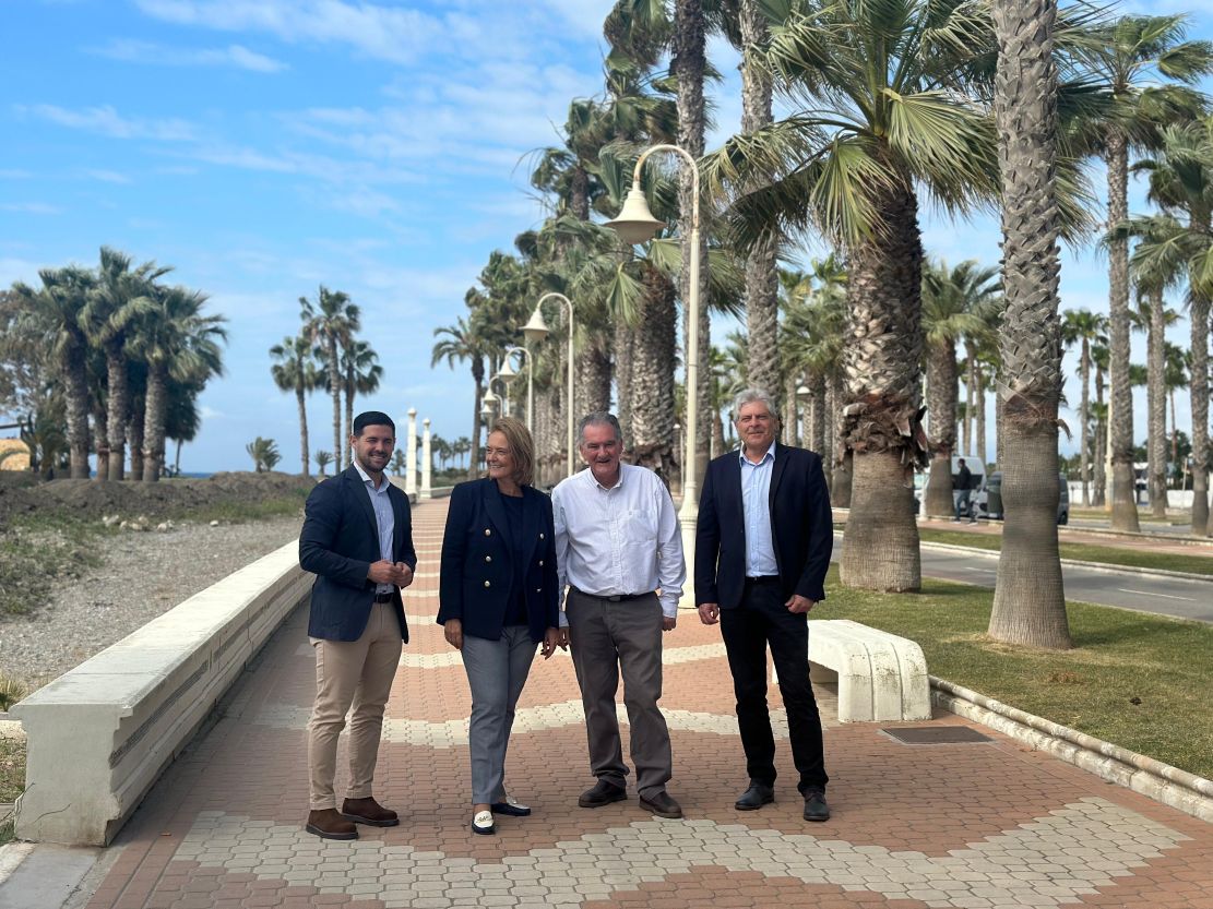 motril-invierte-45-millones-en-la-renovacion-energetica-de-playa-de-poniente-con-250-nuevas-luminarias-led-y-un-ahorro-del-50-en-consumo