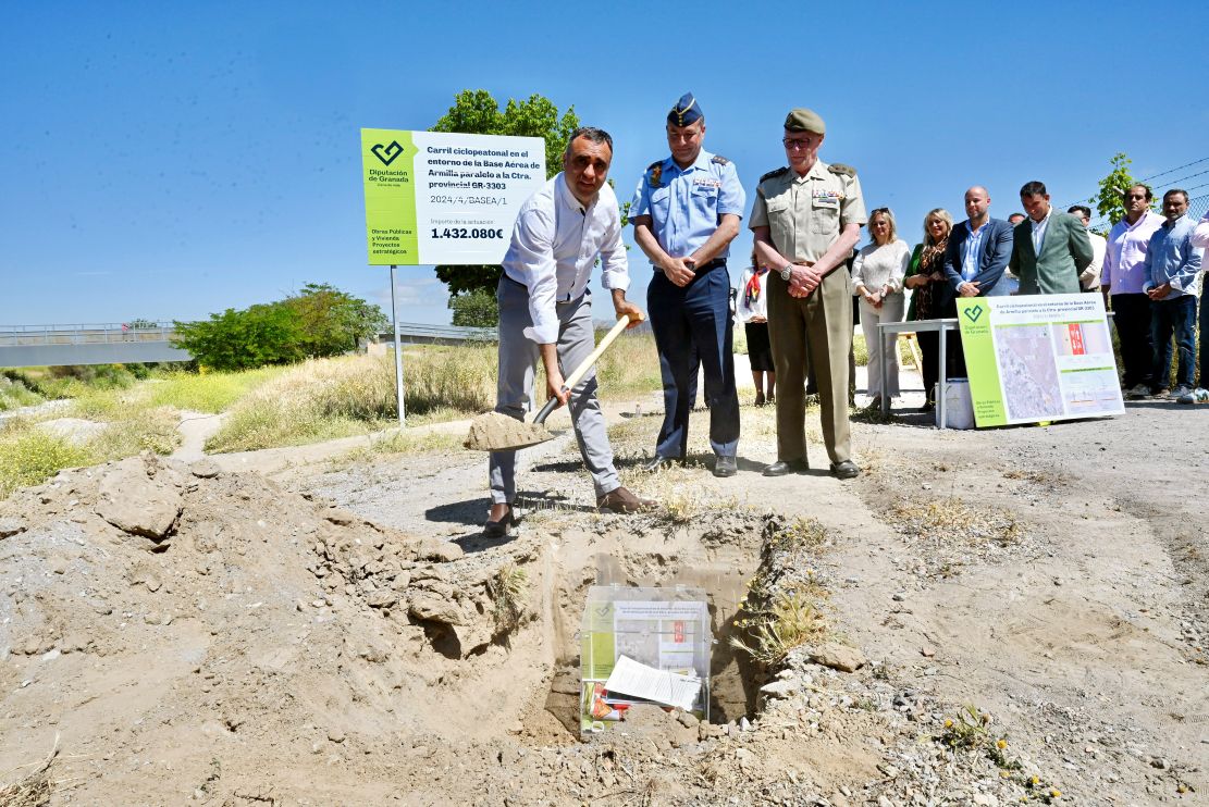 armilla-colocada-la-primera-piedra-del-gran-circuito-familiar-y-deportivo-en-la-base-aerea