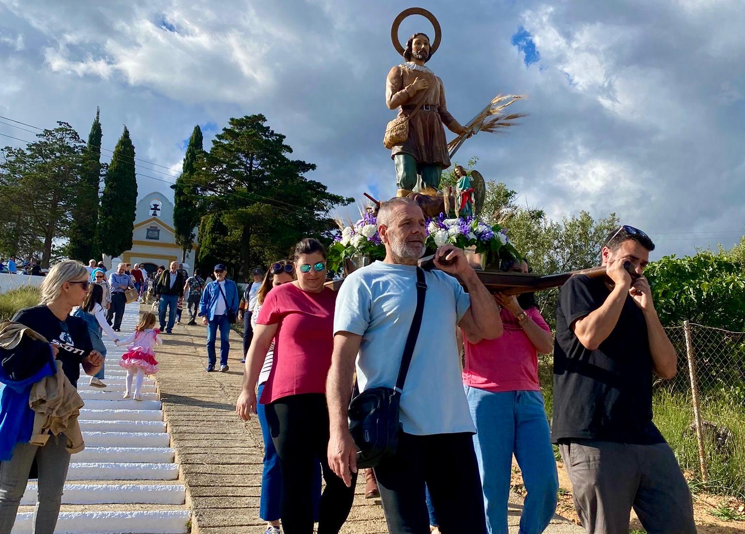 lanjaron-celebra-con-exito-la-tradicional-romeria-en-honor-a-san-isidro