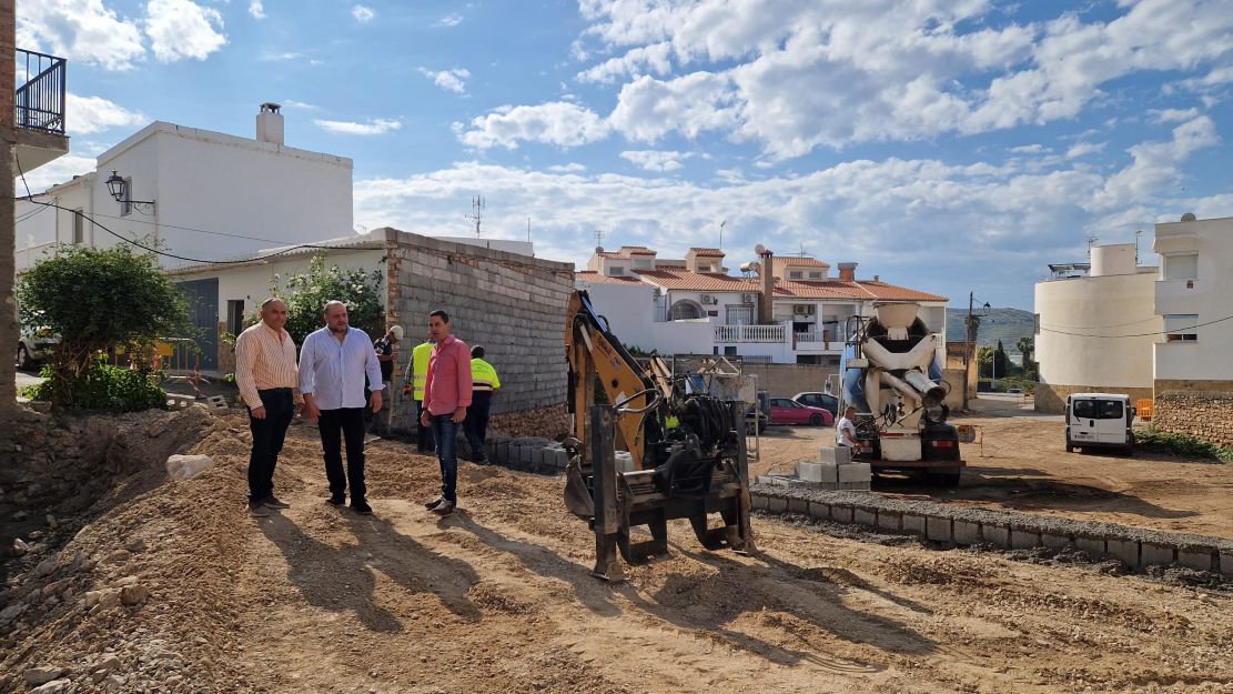 salobrena-la-calle-jazmin-unira-por-fin-el-barrio-negro-y-el-espinar-de-lobres-tras-decadas-de-espera