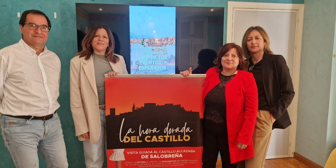 vuelve-en-salobrena-la-hora-dorada-del-castillo