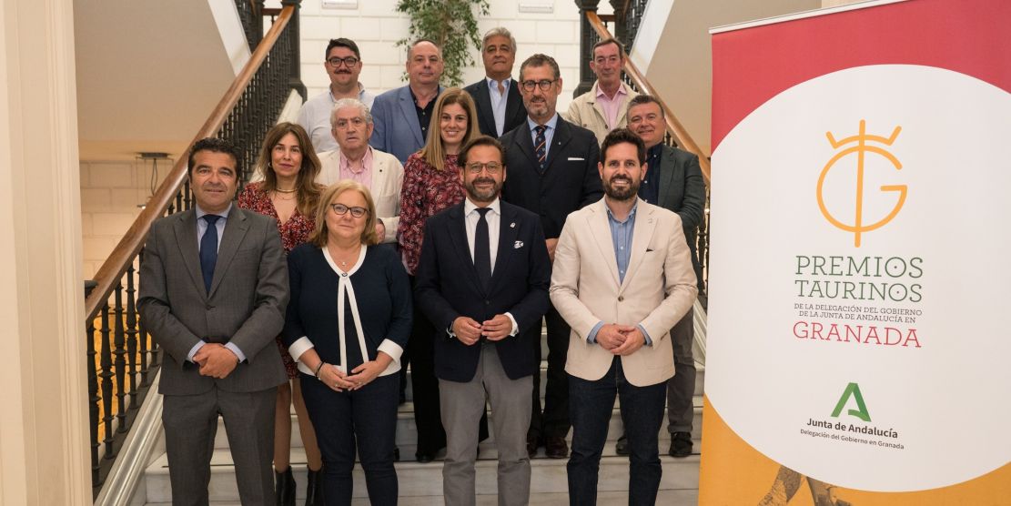 espartaco-jose-puertollano-la-comision-pro-toros-y-el-ayuntamiento-de-gor-ii-premios-provinciales-de-tauromaquia