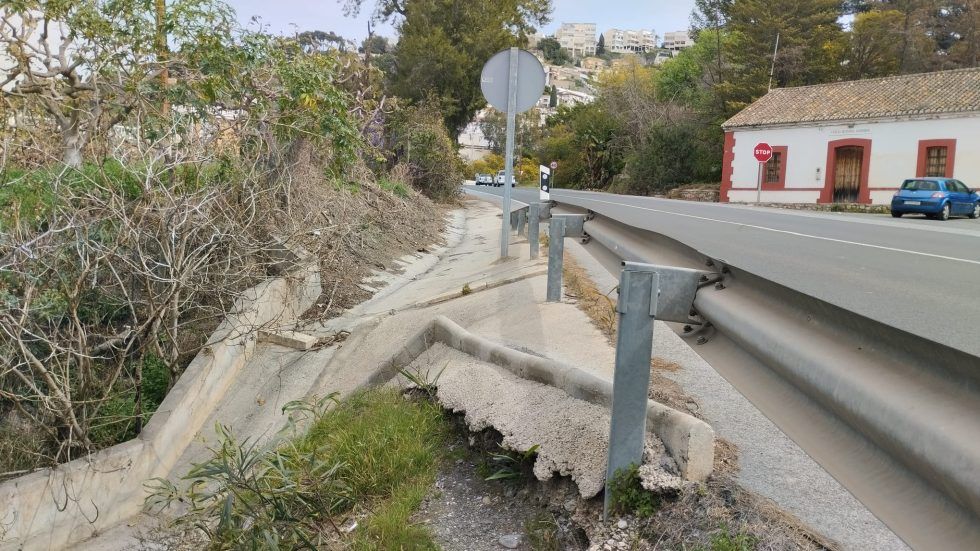 almunecar-iu-critica-que-el-proyecto-gran-eje-verde-ignore-las-demandas-vecinales-y-deje-sin-acceso-seguro-el-tramo-entre-taramay-y-los-pinos
