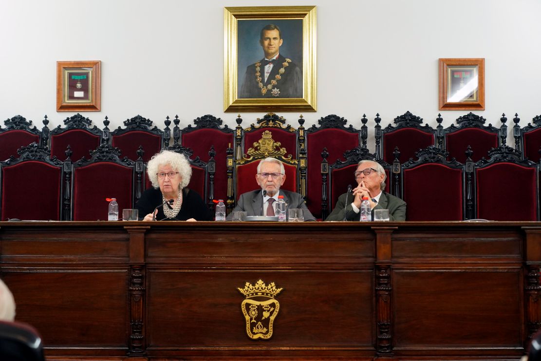 granada-teresa-freixes-defiende-un-estatuto-de-ciudadania-europea-para-hacer-mas-accesibles-y-efectivos-los-derechos-de-los-ciudadanos-de-la-ue
