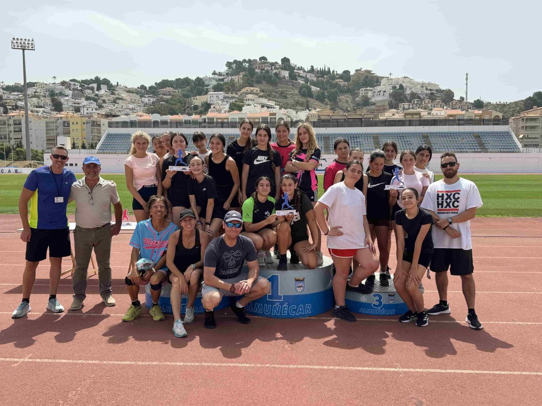 cerca-de-100-alumnos-de-eso-compiten-en-la-final-del-xi-atletismo-escolar-de-almunecar-y-la-herradura