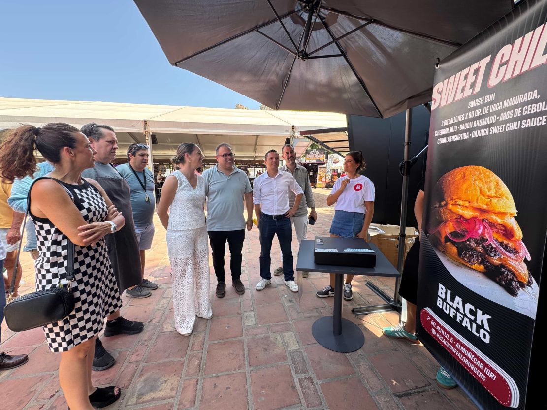 la-mejor-hamburguesa-de-la-costa-tropical-la-valoran-publico-y-jurado-en-la-best-burger-costa-tropical-de-almunecar
