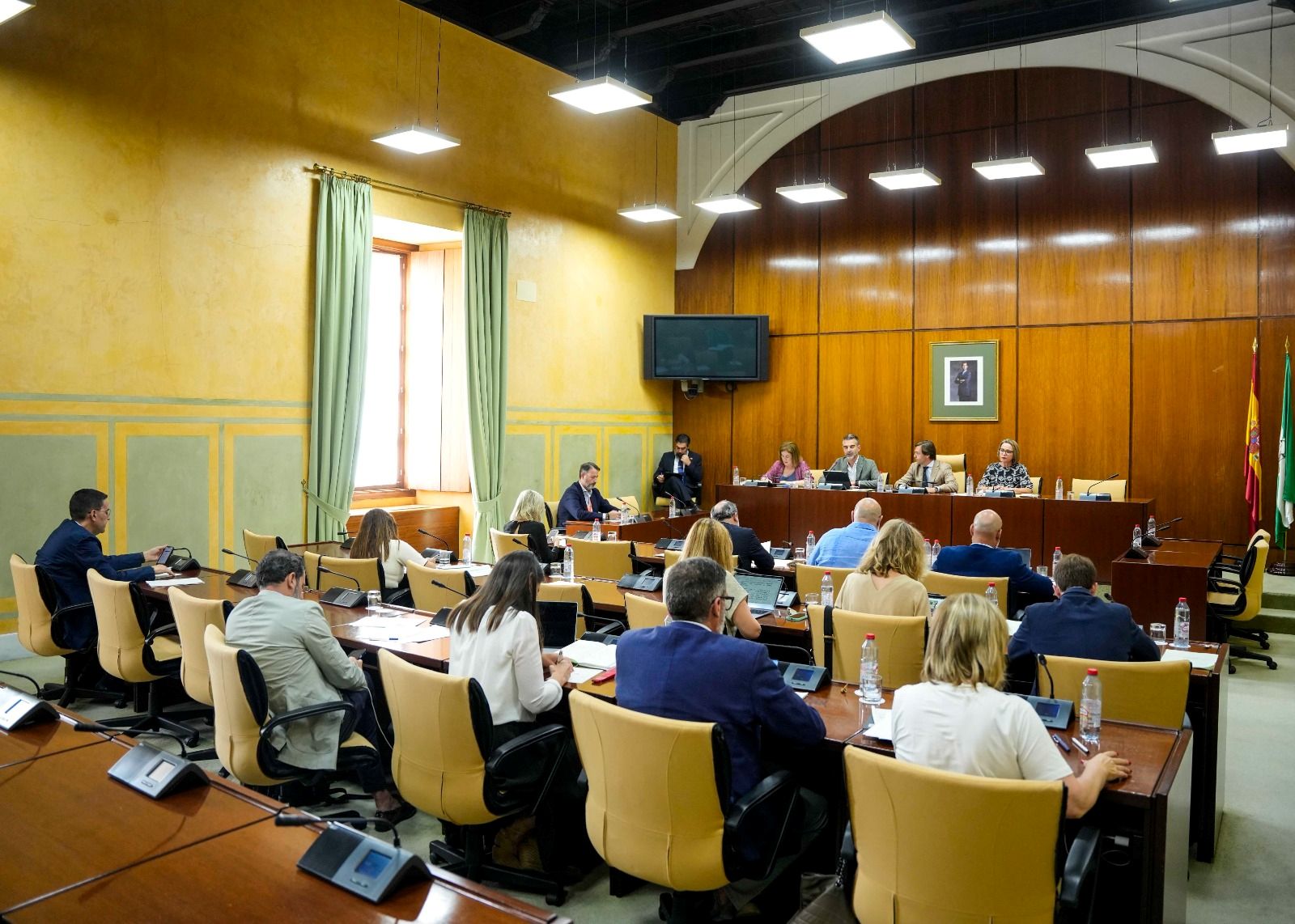 la-junta-sigue-trabajando-para-ayudar-al-sector-y-que-pueda-afrontar-la-epidemia-del-mildiu
