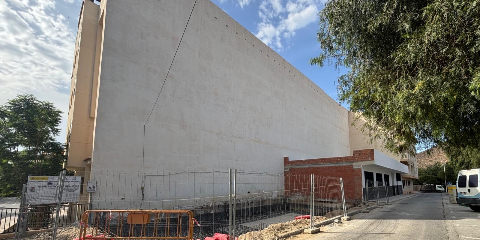 gualchos-castell-de-ferro-construye-un-nuevo-espacio-para-ubicar-el-hogar-del-pensionista