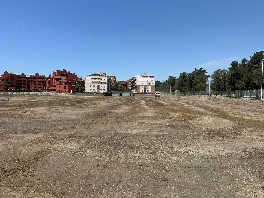 motril-habilita-3-000-plazas-de-aparcamiento-entre-playa-granada-y-playa-de-poniente-para-facilitar-el-acceso-al-litoral-este-verano