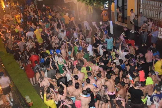 lanjaron-da-un-paso-firme-para-que-la-carrera-del-agua-sea-reconocida-de-interes-turistico-nacional