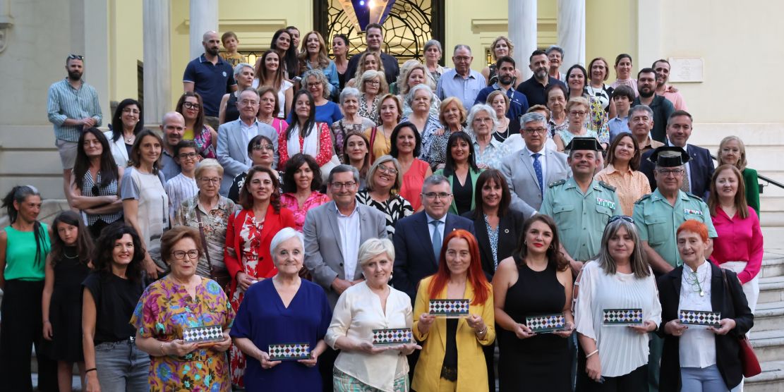 la-subdelegacion-reconoce-la-trayectoria-de-mujeres-pioneras-con-los-galardones-granadinas-por-la-libertad