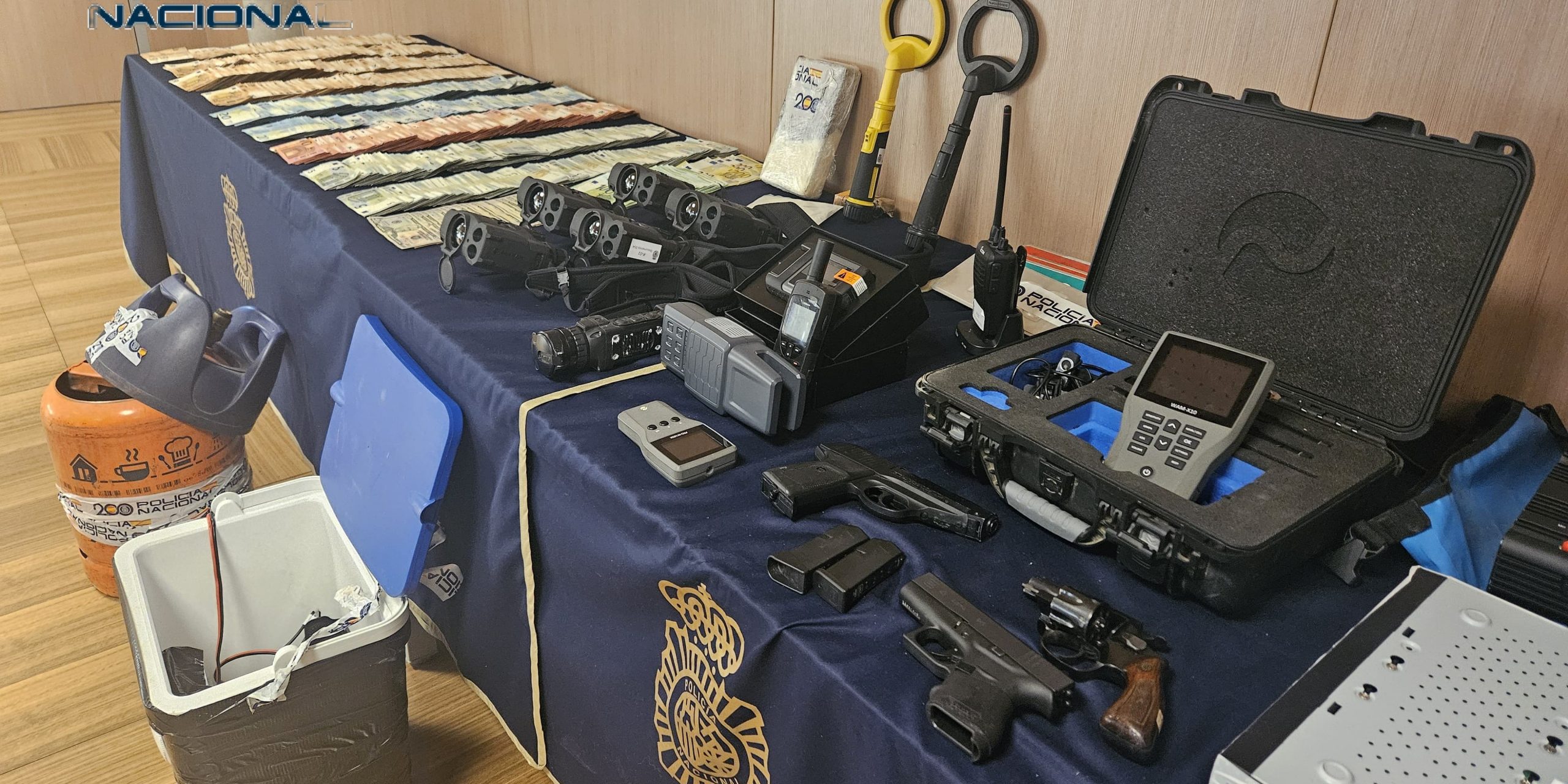 cae-una-red-criminal-que-introducia-cocaina-por-el-guadiana-y-blanqueaba-millones-con-arte-coches-y-restaurantes