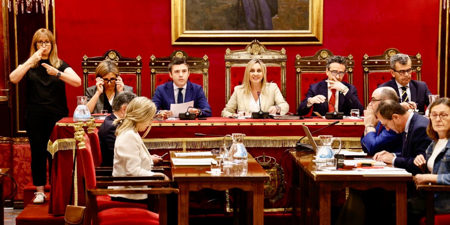 granada-presenta-mas-de-1-300-propuestas-ciudadanas-para-su-candidatura-a-capital-europea-de-la-cultura-2031-incluyendo-festival-de-cine-joven-integracion-del-geoparque-y-extension-cultural-a-barrio