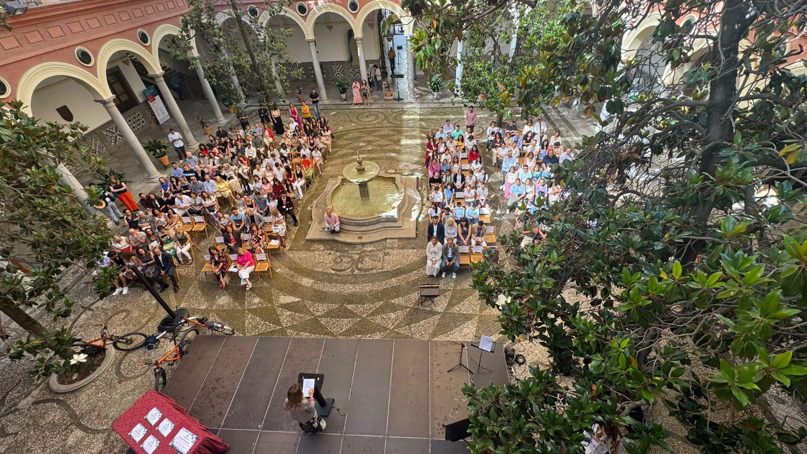 granada-el-ayuntamiento-celebra-su-reconocimiento-de-buenas-practicas-educativas-este-ano-por-primera-vez-con-dotacion-economica