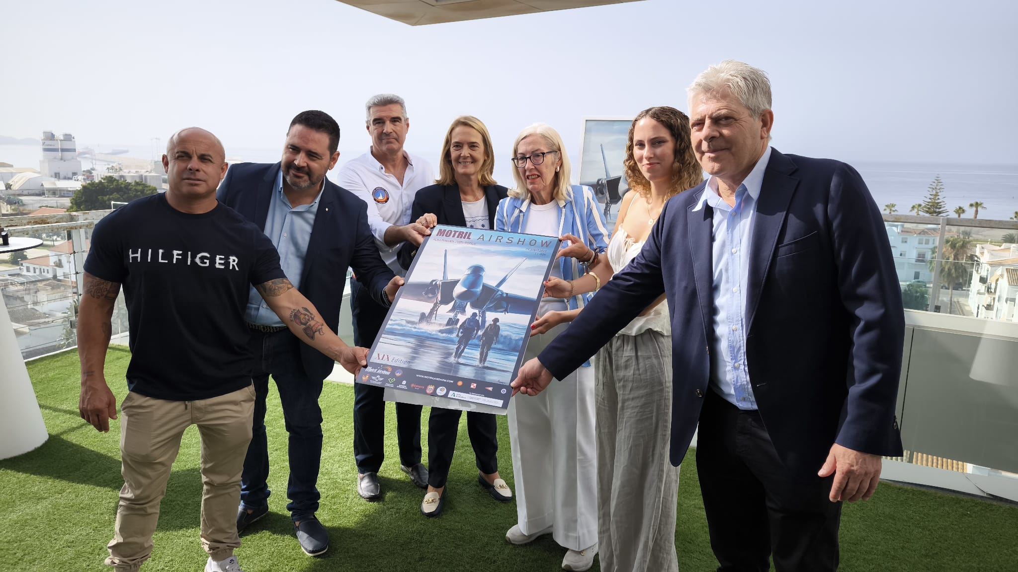 mas-de-200-000-personas-asistiran-al-xix-festival-aereo-internacional-de-motril-con-la-participacion-de-mas-de-20-aeronaves-de-combate-acrobaticas-y-de-rescate