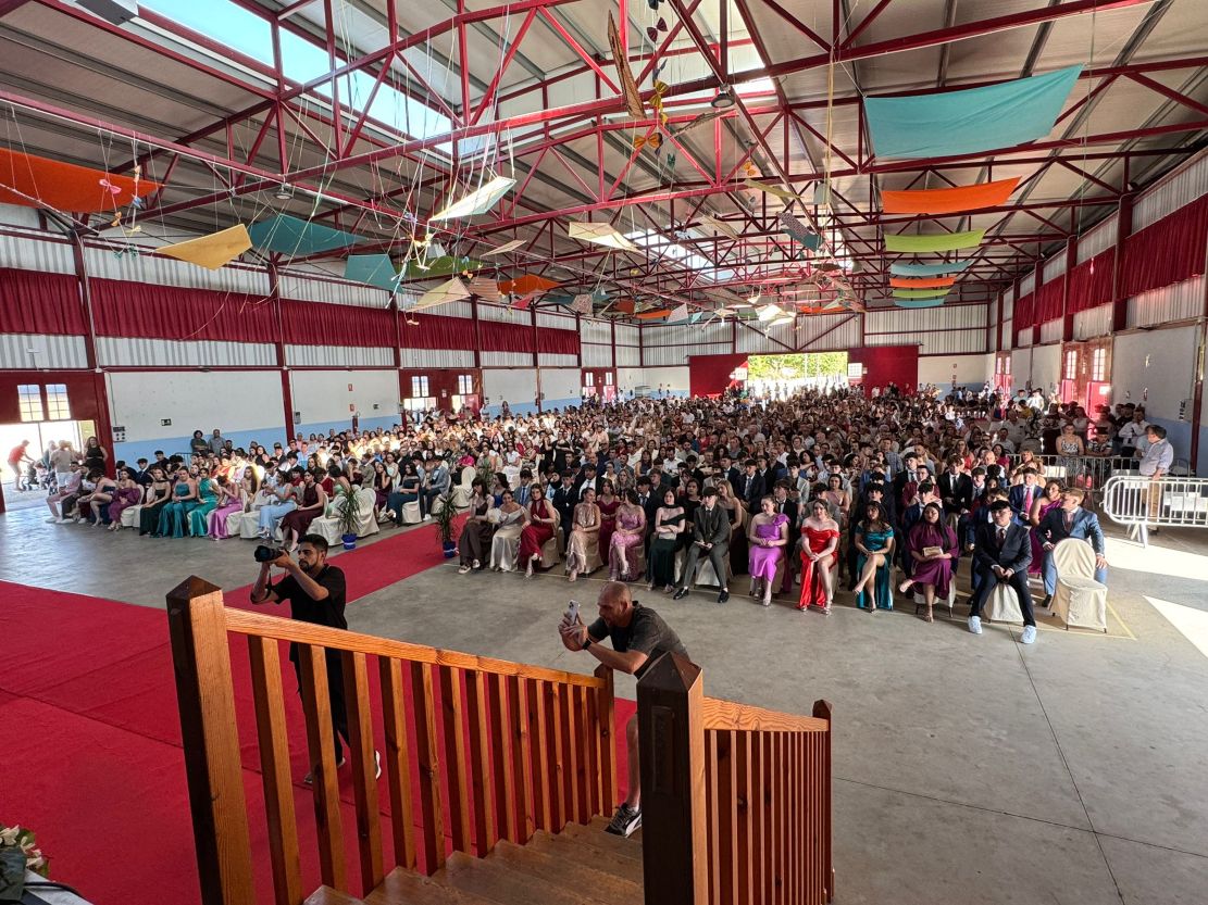 huetor-tajar-acoge-la-graduacion-de-137-alumnos-del-ies-americo-castro
