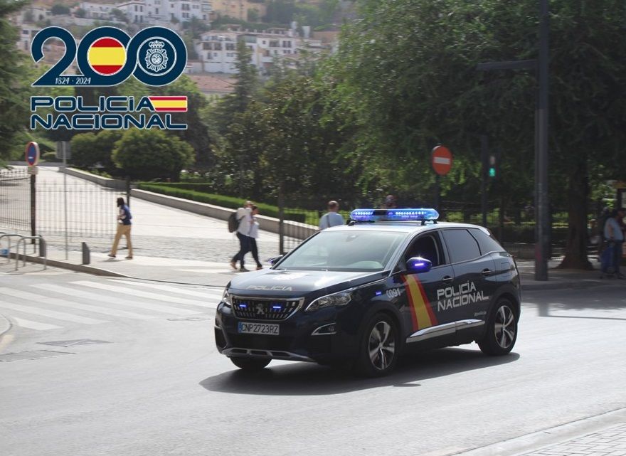 la-policia-nacional-detiene-a-un-varon-que-habria-robado-una-motocicleta-con-un-cuchillo-de-grandes-dimensiones