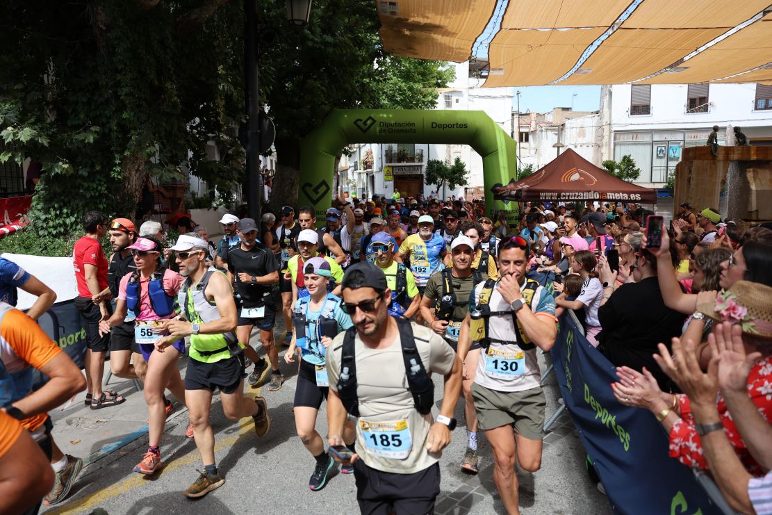 javier-gutierrez-y-davinia-corrales-reinan-en-el-exitoso-x-lanjaron-canon-trail-que-reune-a-casi-medio-millar-de-atletas