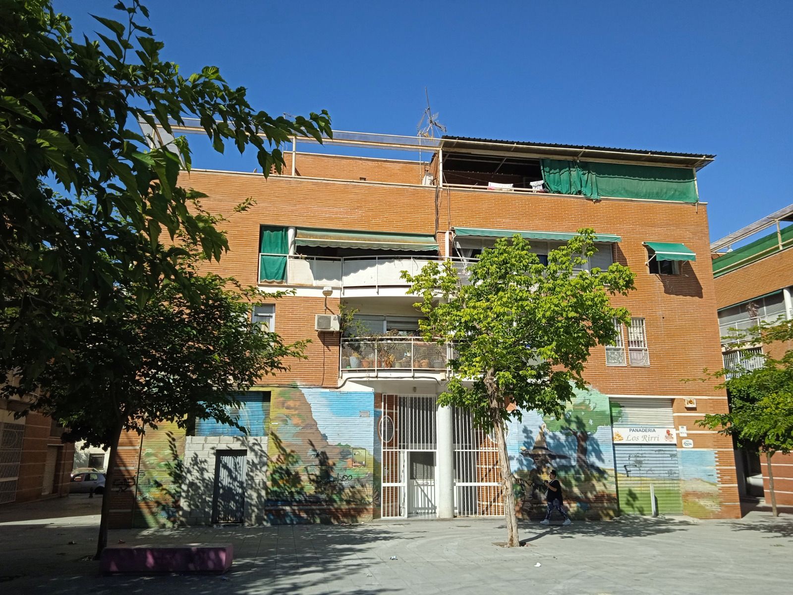 la-junta-mejora-la-accesibilidad-de-24-viviendas-en-el-barrio-granadino-de-almanjayar
