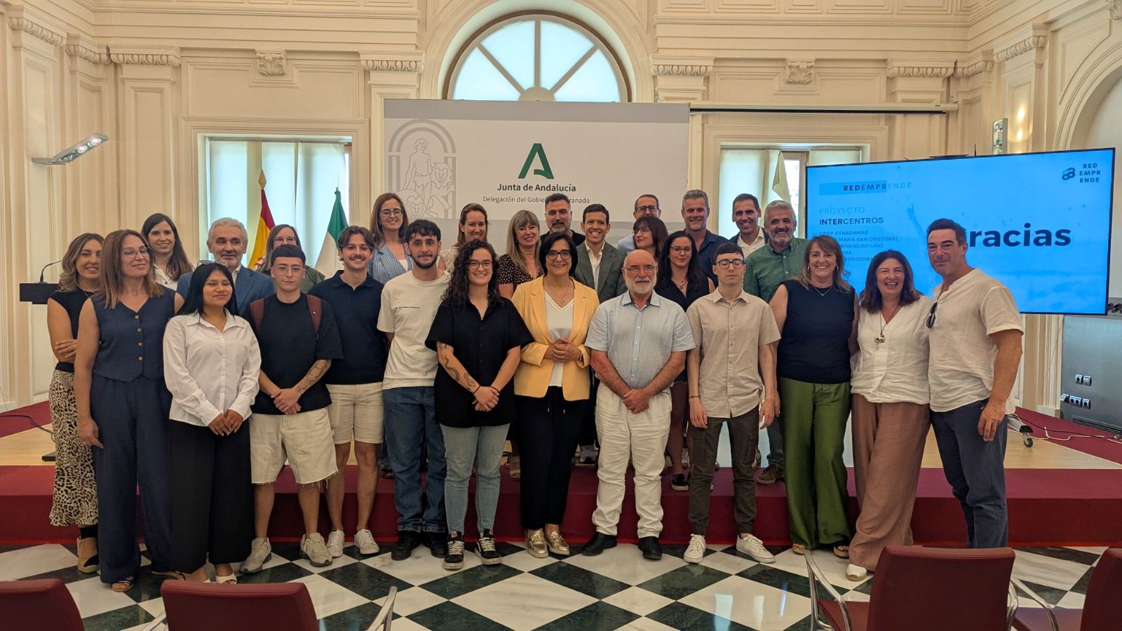 un-total-de-490-personas-inscritas-en-granada-para-la-prueba-de-obtencion-del-titulo-de-graduado-en-eso-para-mayores-de-18-anos