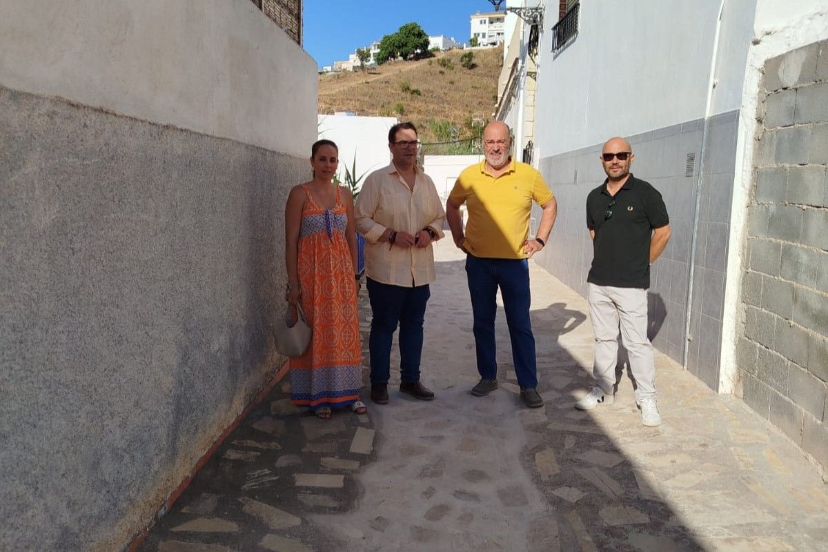 salobrena-la-mancomunidad-moderniza-las-infraestructuras-de-saneamiento-y-abastecimiento-en-ramblilla-d-y-f-de-la-caleta