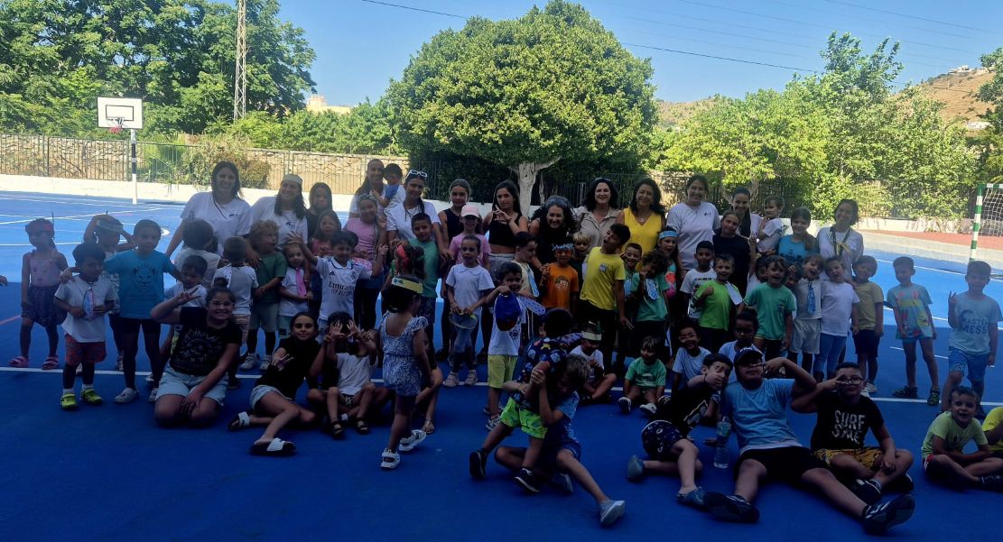 almunecar-ninos-necesidades-especiales-disfrutan-de-la-escuela-de-verano-inclusiva