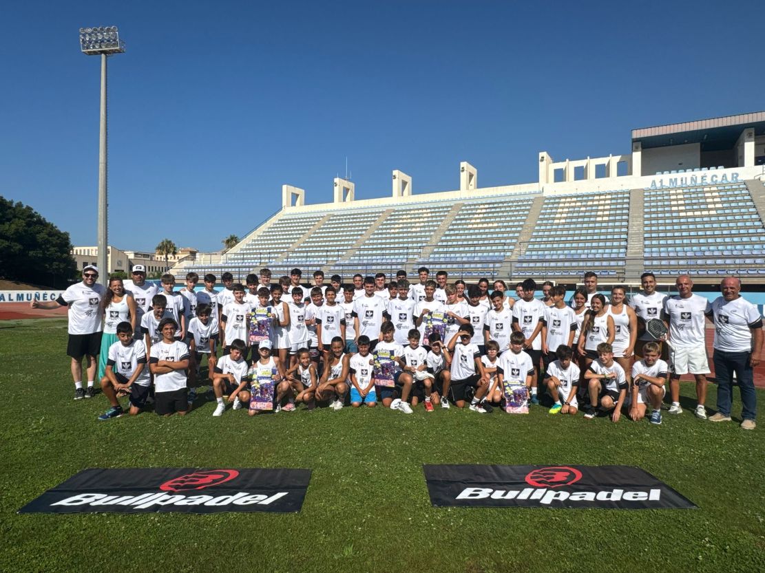 almunecar-el-campus-de-verano-de-padel-cuenta-con-mas-de-60-padelistas-de-espana-y-europa