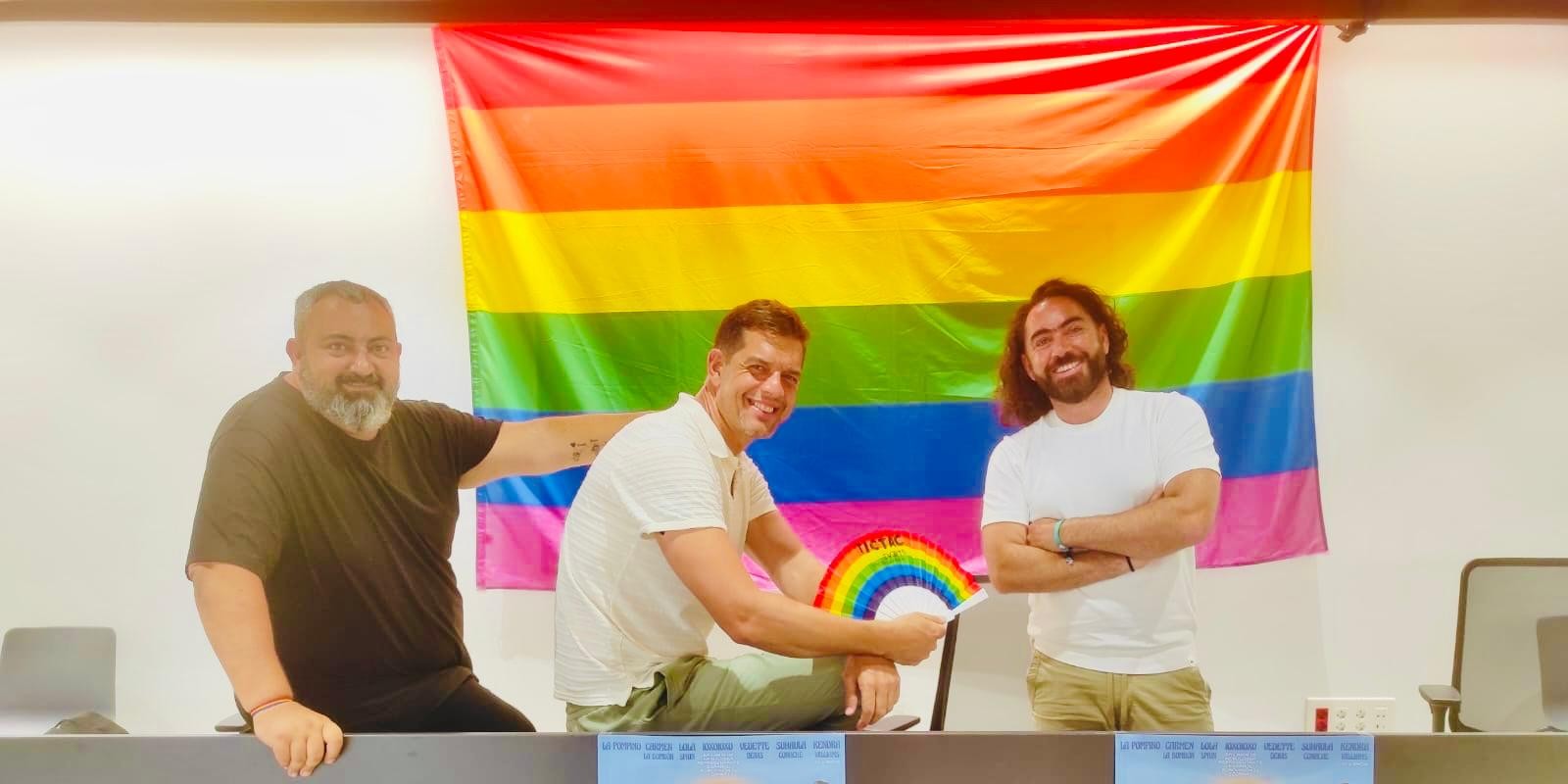 mari-bingo-drag-queens-y-diversidad-motril-celebra-su-tropical-pride-por-todo-lo-alto