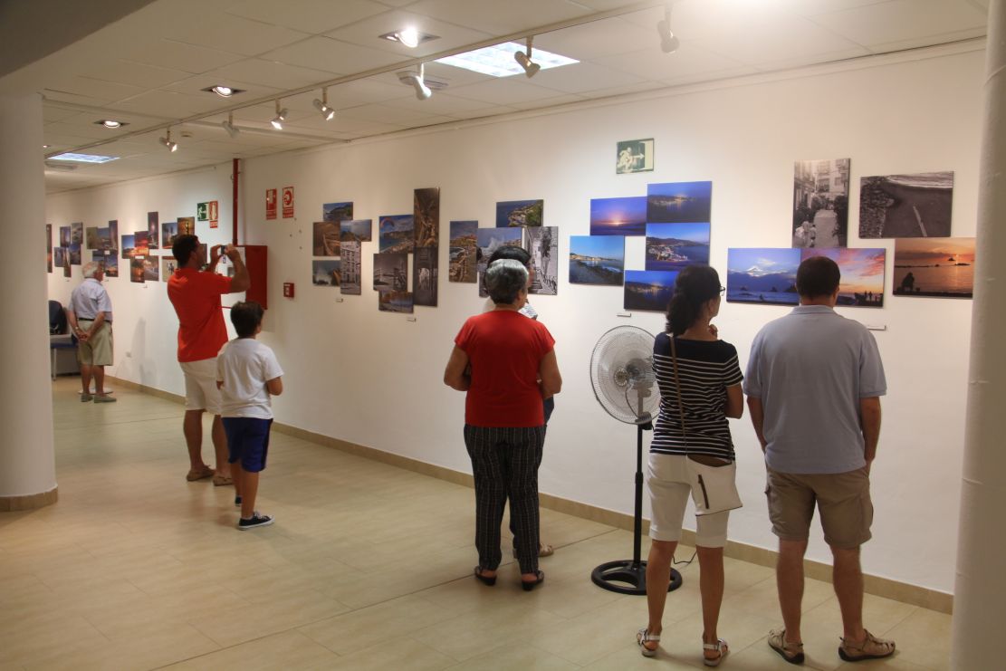 el-xi-premio-de-fotografia-mi-paraiso-nino-rodriguez-divulga-los-encantos-turisticos-de-la-herradura