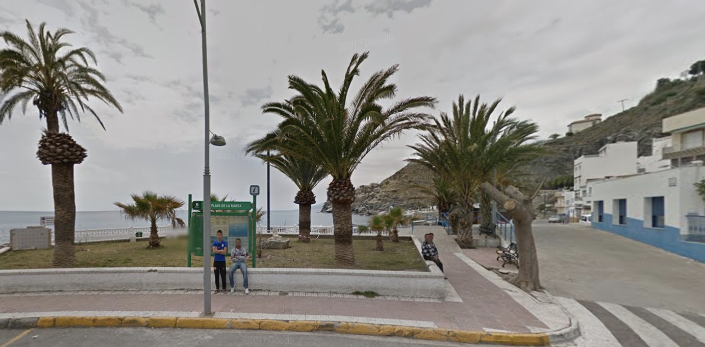 albunol-restablecido-el-bano-en-la-playa-de-el-pozuelo-tras-mejorar-la-calidad-del-agua