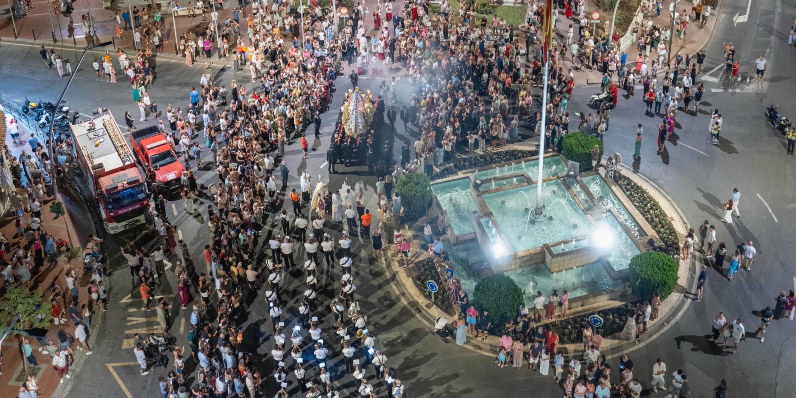 fervor-y-tradicion-en-motril-durante-la-procesion-de-la-virgen-de-la-cabeza