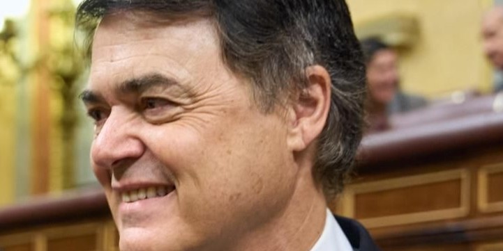 carlos-rojas-pp-exige-la-comparecencia-urgente-del-ministro-oscar-puente-por-el-caos-ferroviario-que-deja-a-granada-tirada-en-pleno-verano