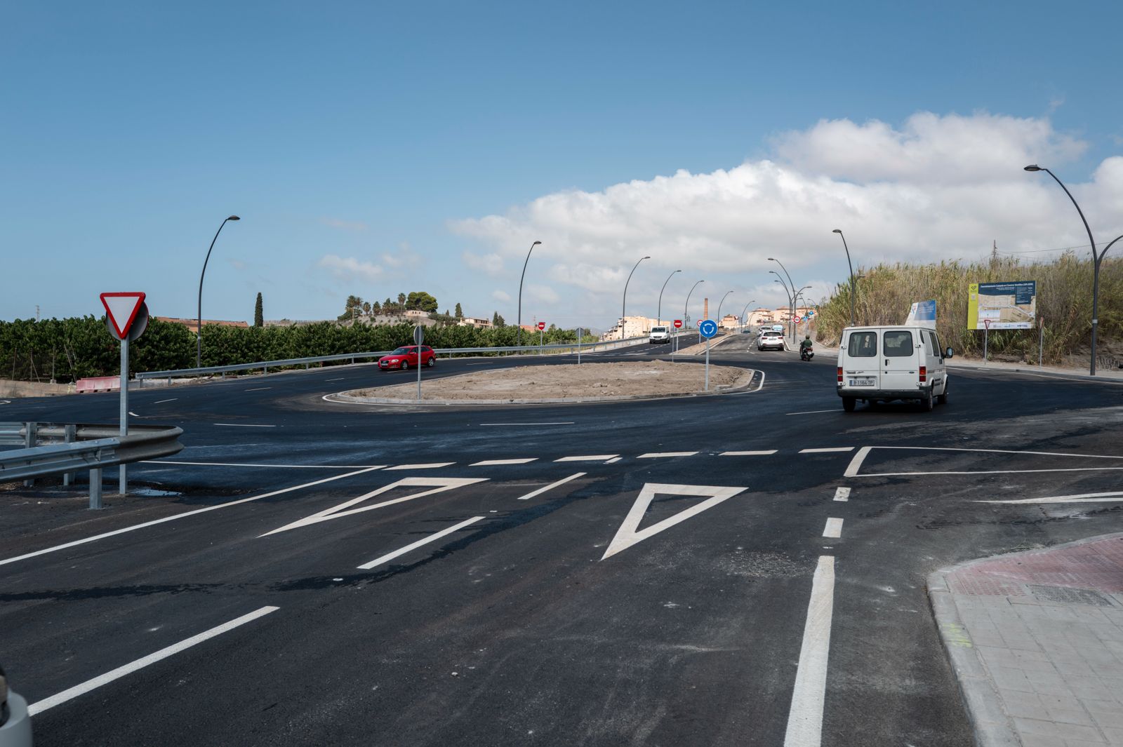 motril-reabre-el-2-de-agosto-su-principal-entrada-este-con-una-via-de-4-carriles-acera-carril-bici-y-nueva-iluminacion-tras-una-inversion-de-2-millones-de-euros