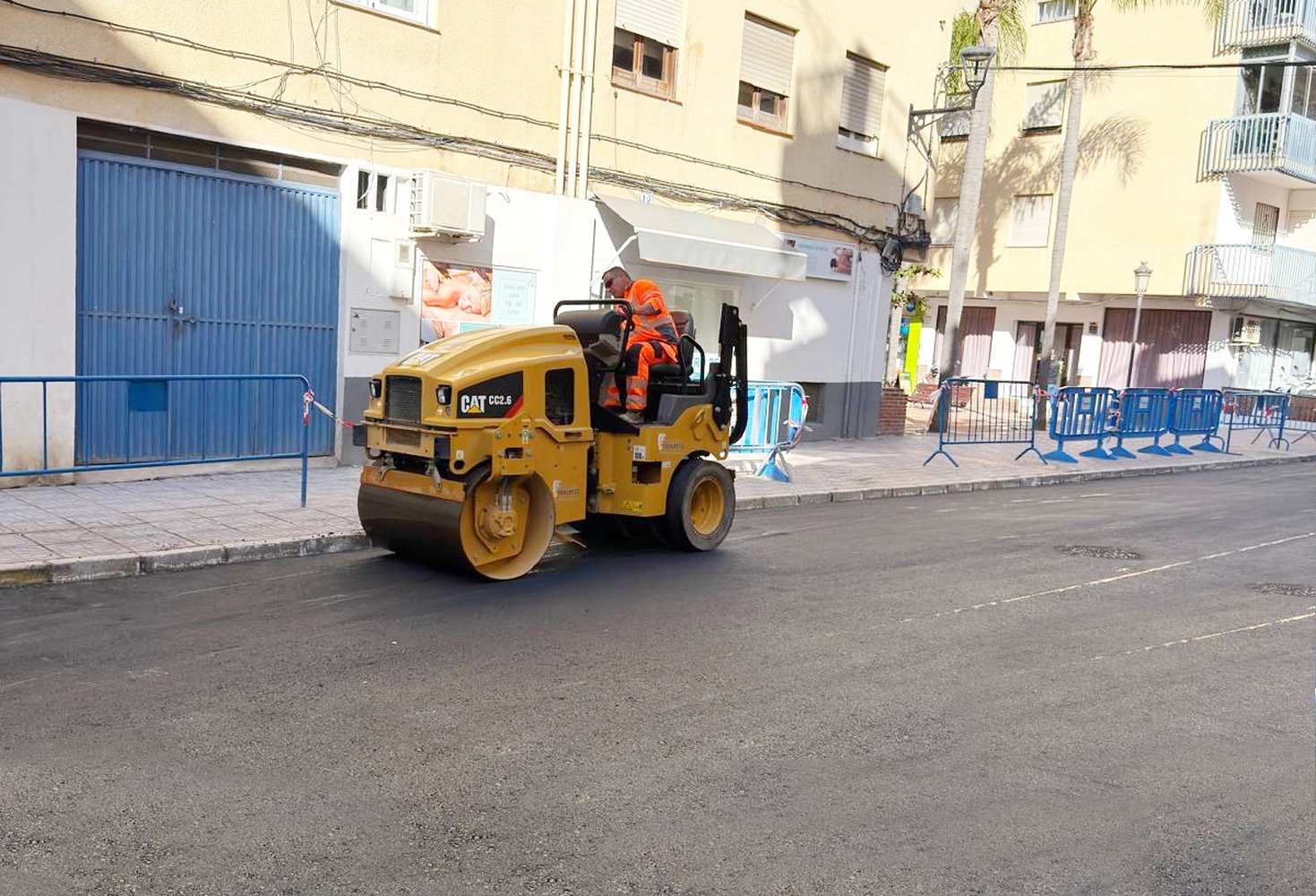 almunecar-impulsa-un-plan-integral-de-asfaltado-cuantificado-en-900-000e-para-renovar-sus-calles-en-2025