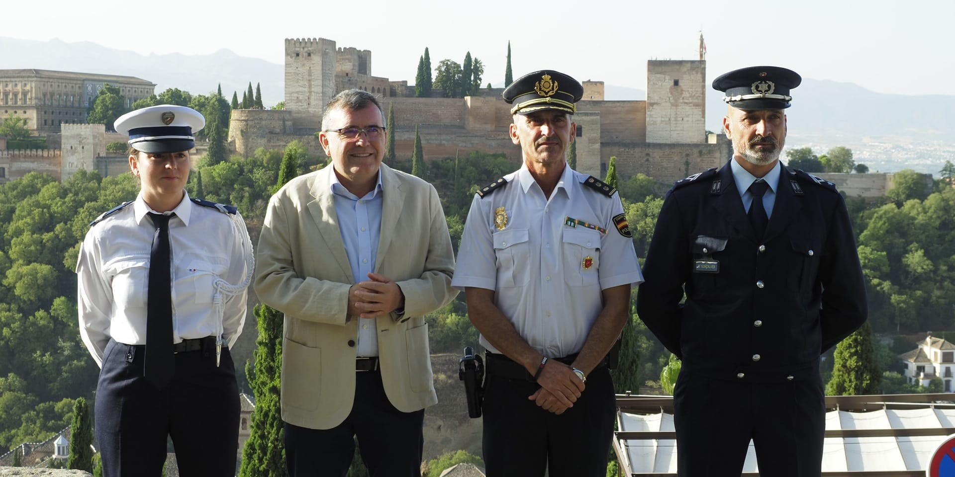 granada-refuerza-su-seguridad-turistica-con-patrullas-conjuntas-de-policias-de-espana-francia-y-portugal-en-el-marco-del-proyecto-comisarias-europeas-2025