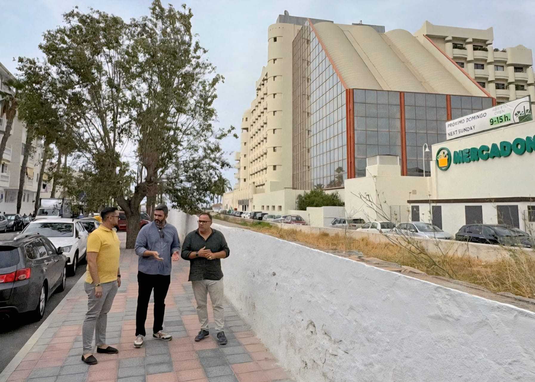 almunecar-construira-una-pasarela-peatonal-sobre-el-rio-seco-para-conectar-juan-roig-y-guadix-con-una-inversion-de-264-000-euro