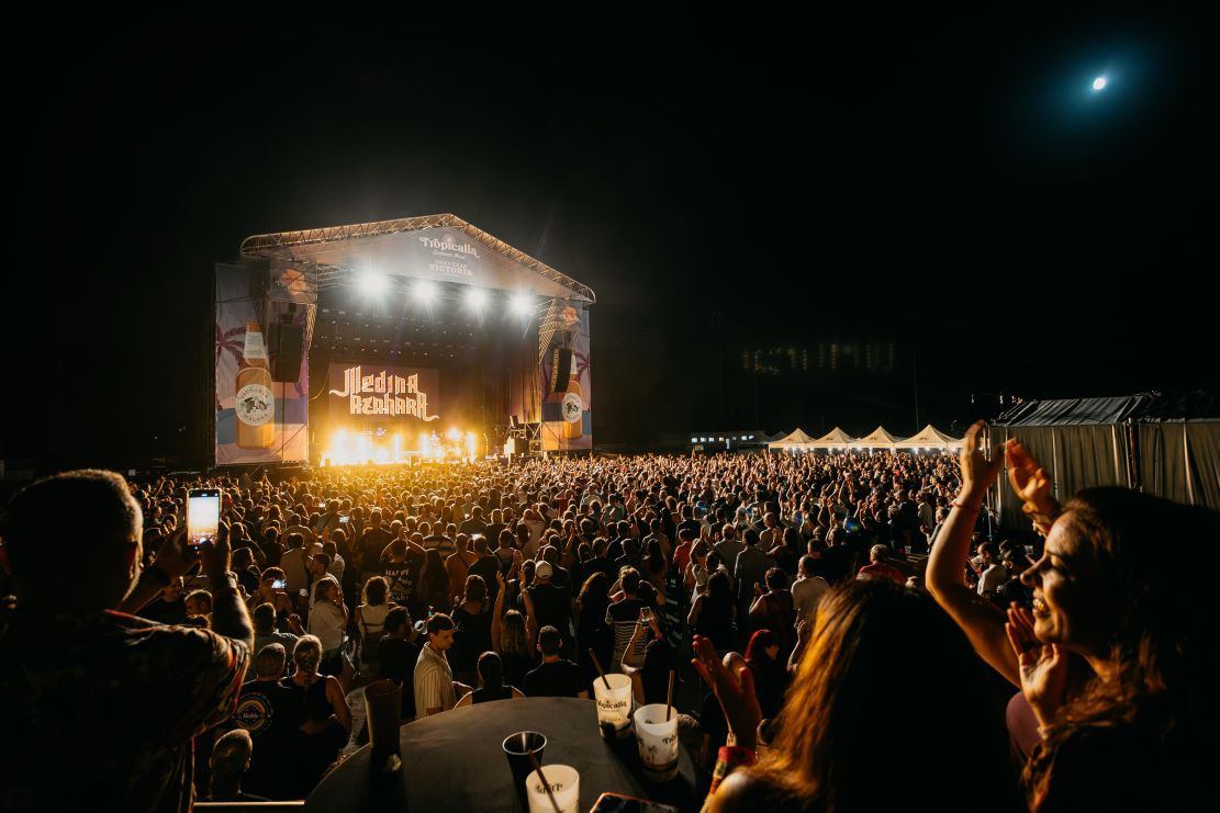tropicalia-summer-music-reune-a-30-000-personas-en-salobrena-y-bate-record-historico-de-asistencia