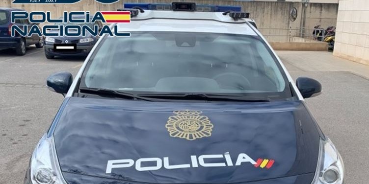 granada-menor-de-17-anos-detenido-tras-falsificar-su-dni-para-aparentar-22-y-colarse-en-un-salon-de-juegos-del-centro
