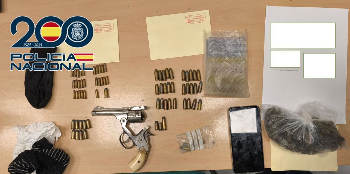 un-menor-de-12-anos-sorprendido-en-la-calle-con-un-revolver-cartuchos-y-marihuana-en-el-distrito-norte