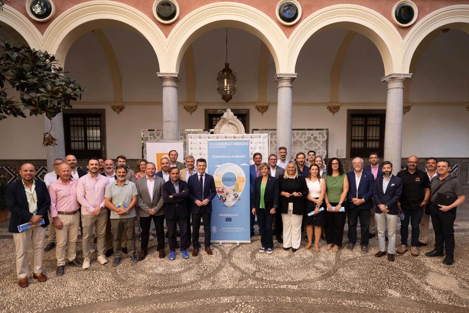el-sabado-20-sera-gratuito-el-transporte-urbano-que-este-ano-experimenta-cifras-record-de-usuarios-en-las-lineas-4-7-8-y-21-mientras-que-el-lunes-22-granada-celebrara-el-dia-sin-coches-con-cortes