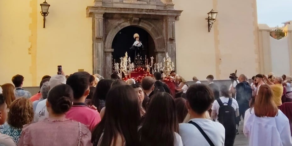 motril-celebra-con-fervor-la-salida-extraordinaria-de-santa-rita-de-casia-en-el-125-o-aniversario-de-su-canonizacion