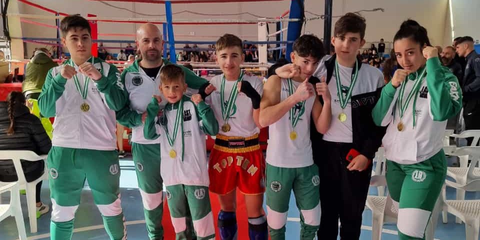 fuente-vaqueros-cuatro-decadas-formando-campeones-la-escuela-de-kick-boxing-de-fuente-vaqueros-inicia-matricula