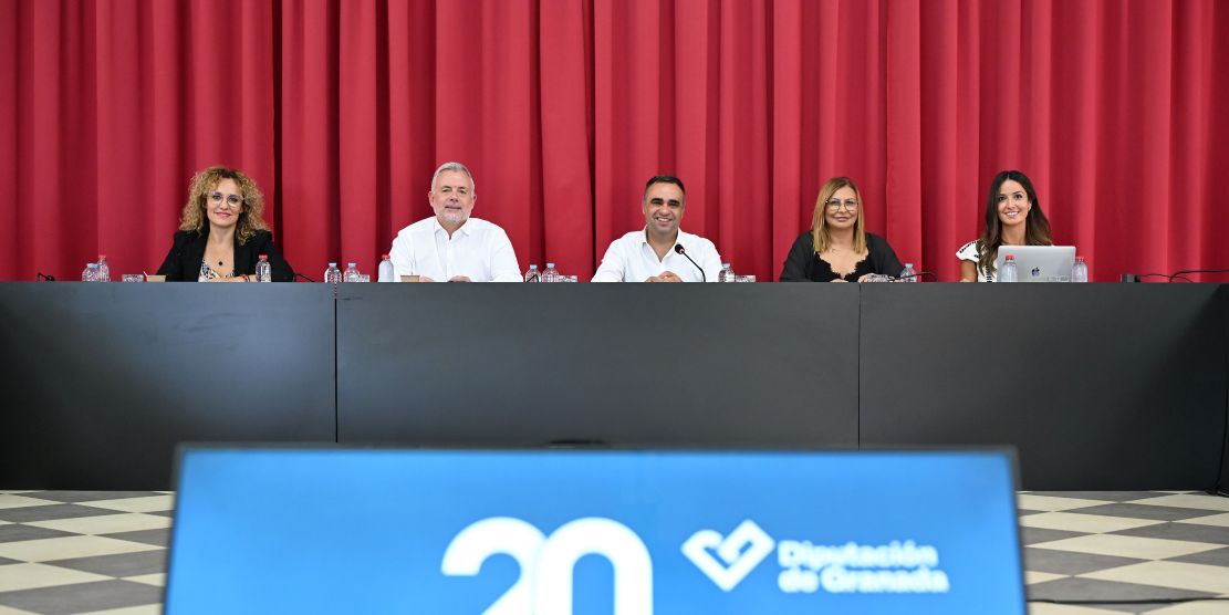 la-diputacion-de-granada-destinara-mas-de-25-millones-a-casi-100-anejos-tras-saldar-por-completo-la-deuda