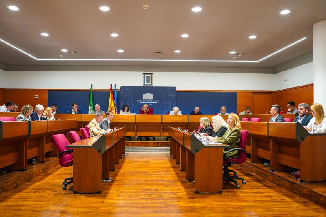 motril-impulsa-el-desarrollo-urbano-e-industrial-hotel-ampliacion-del-parque-y-600-000-m%c2%b2-para-la-zal