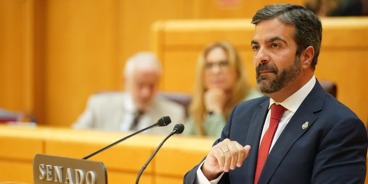 joaquin-camacho-renuncia-a-la-alcaldia-de-loja-tras-14-anos-pero-seguira-representando-a-la-provincia-de-granada-en-el-senado