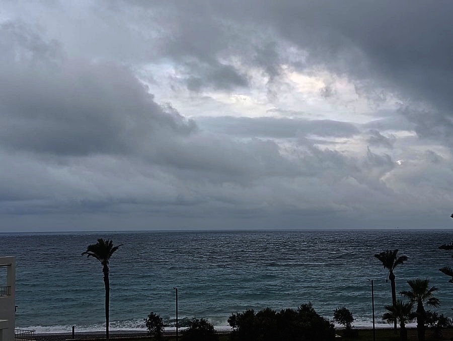 motril-afronta-48-horas-de-lluvias-hasta-un-100-de-probabilidad-de-precipitacion-y-maximas-de-25-c
