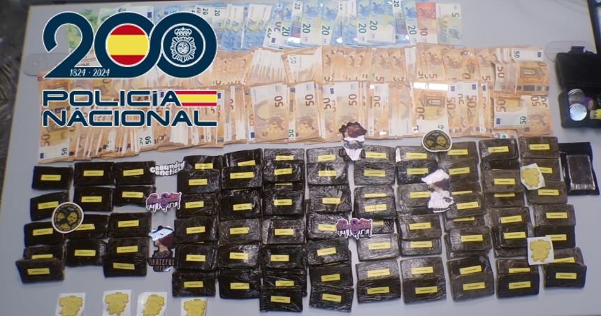 desmantelan-en-una-casa-una-plantacion-y-laboratorio-de-marihuana-con-casi-7-kg-de-droga-y-16-800-euros-en-efectivo