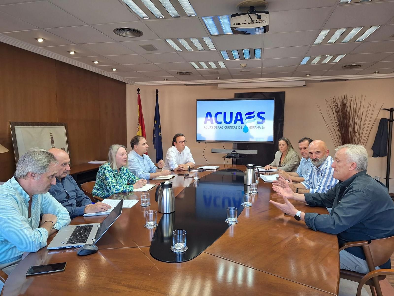motril-esta-obra-arruinaria-al-campo-los-regantes-del-bajo-guadalfeo-exigen-soluciones-urgentes-para-desbloquear-las-canalizaciones-de-rules