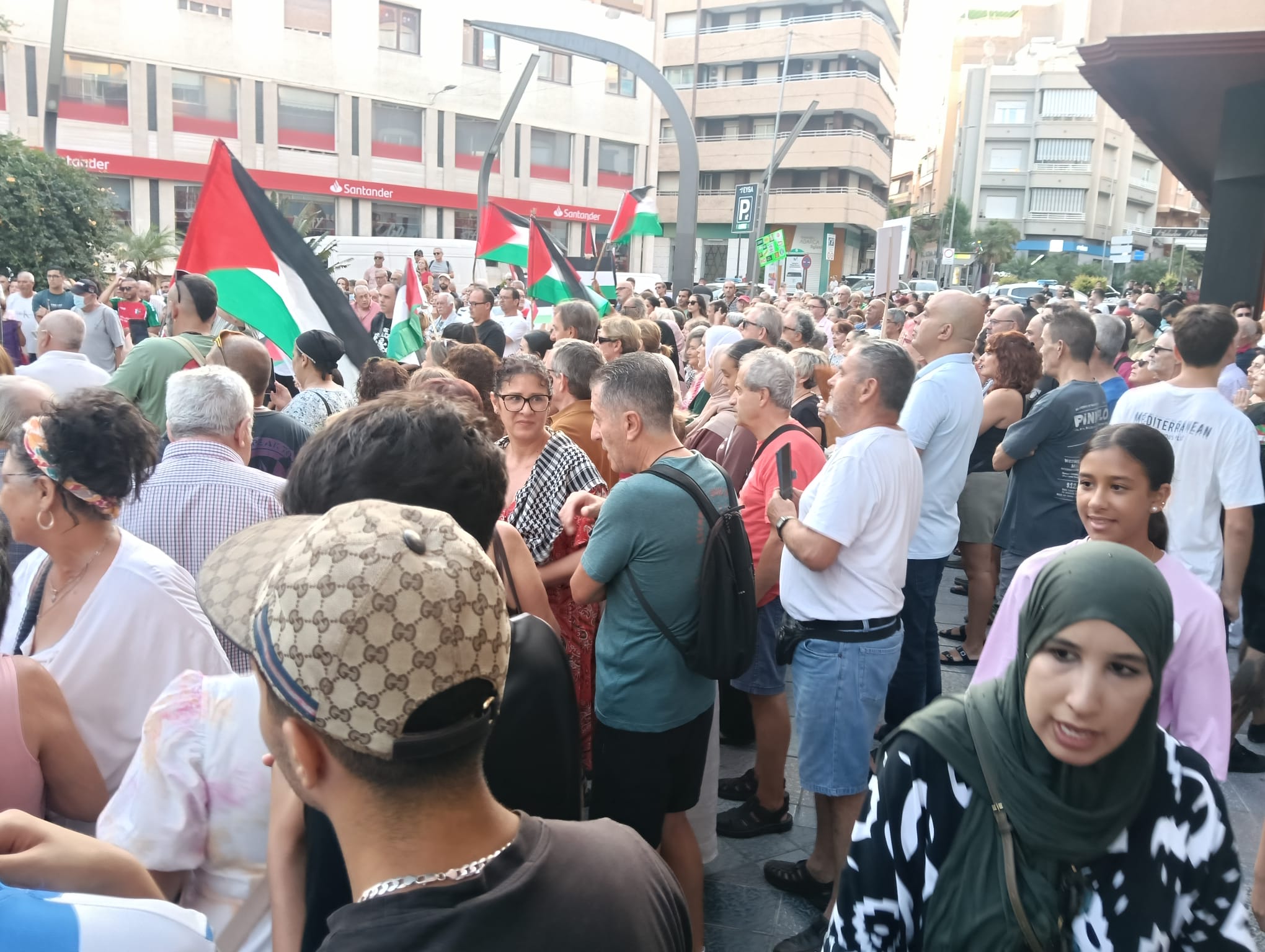 motril-huelga-del-15-de-octubre-transporte-y-servicios-esenciales-afectados-en-la-costa-de-granada-en-apoyo-a-palestina